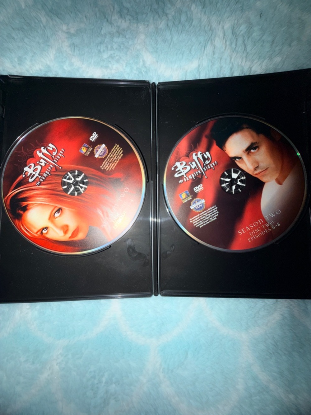๐ฉธ Buffy the Vampire Slayer Season 2 DVD Set 6 Disc Collection ๐งโโ๏ธ - Picture 4 of 6